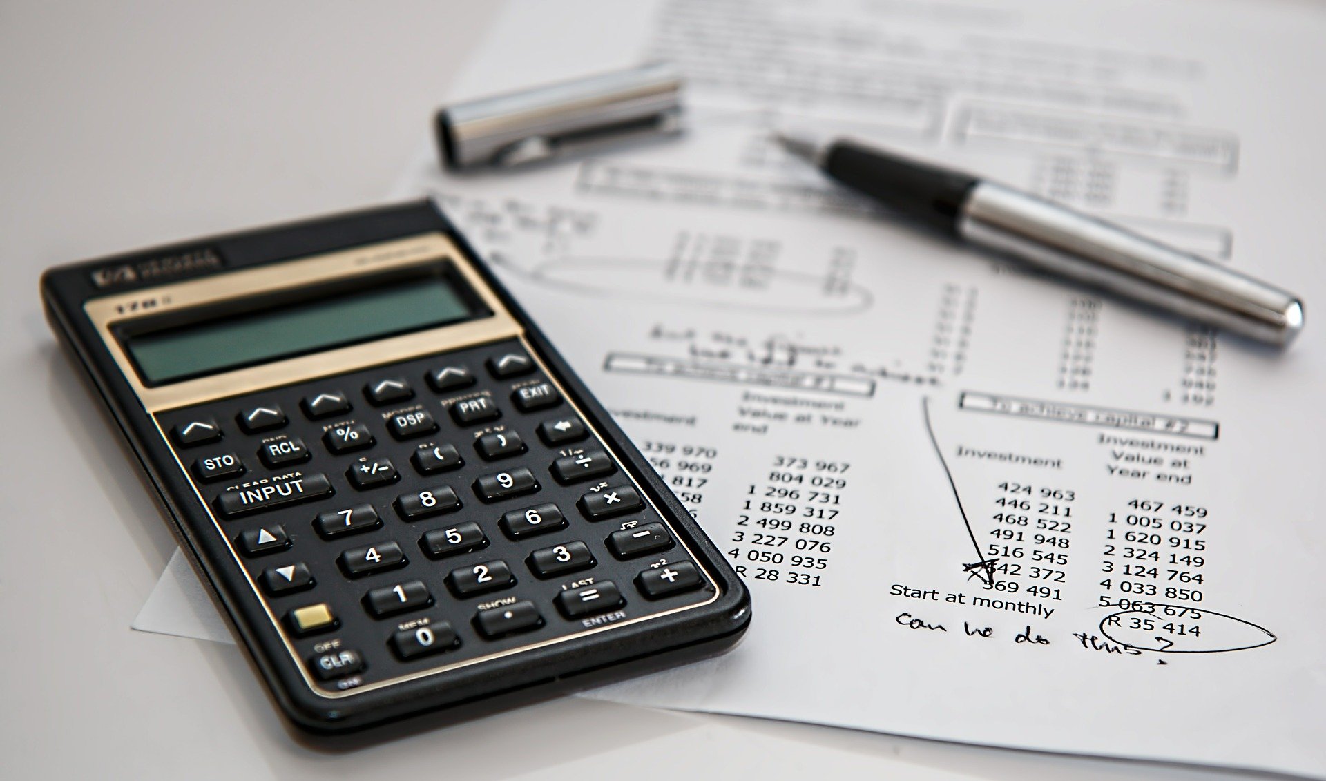 calculator-385506_1920 (2)