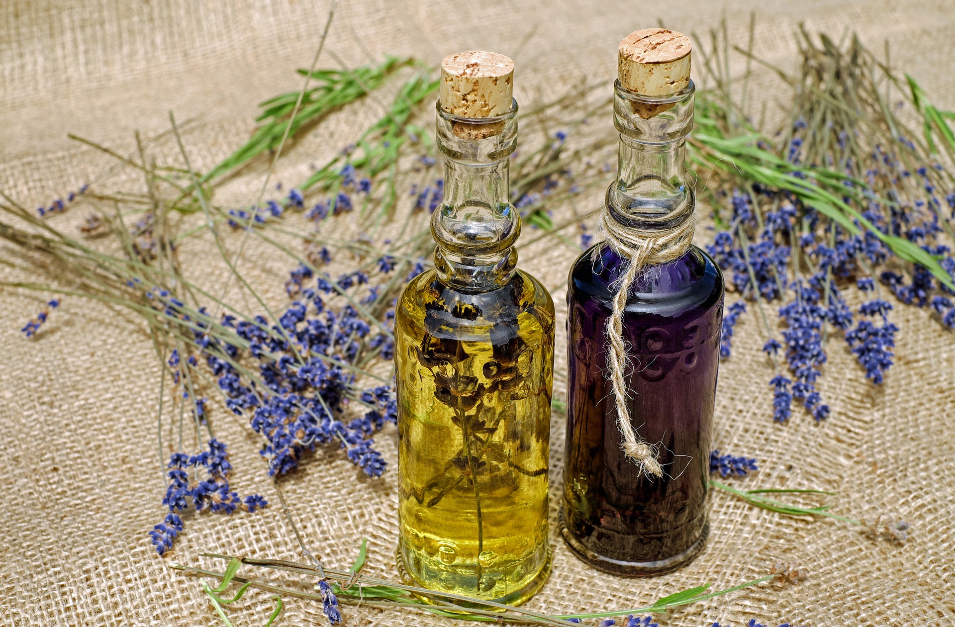 bath-oil-2510783_1920 (1)