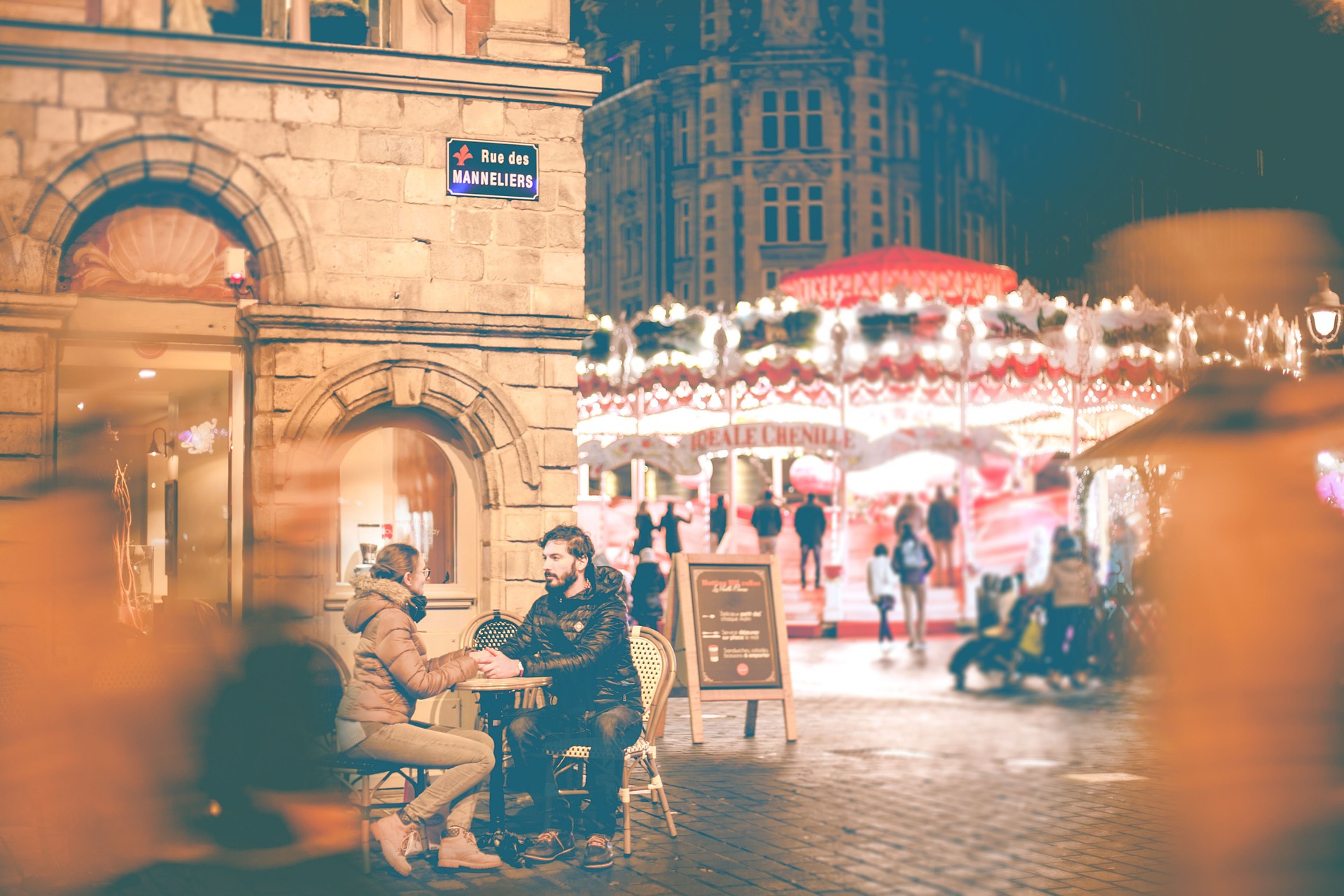people-2577946_1920