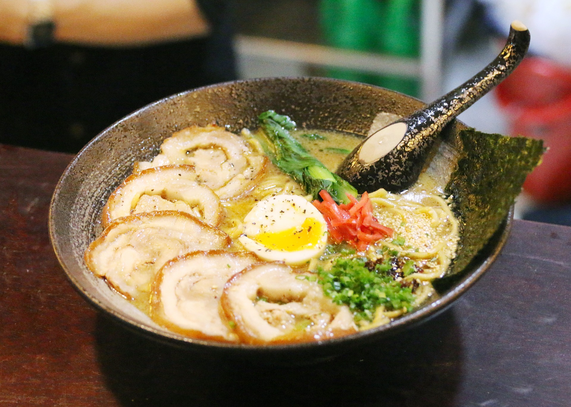 bars-ramen-in-saigon-g4989f0911_1920