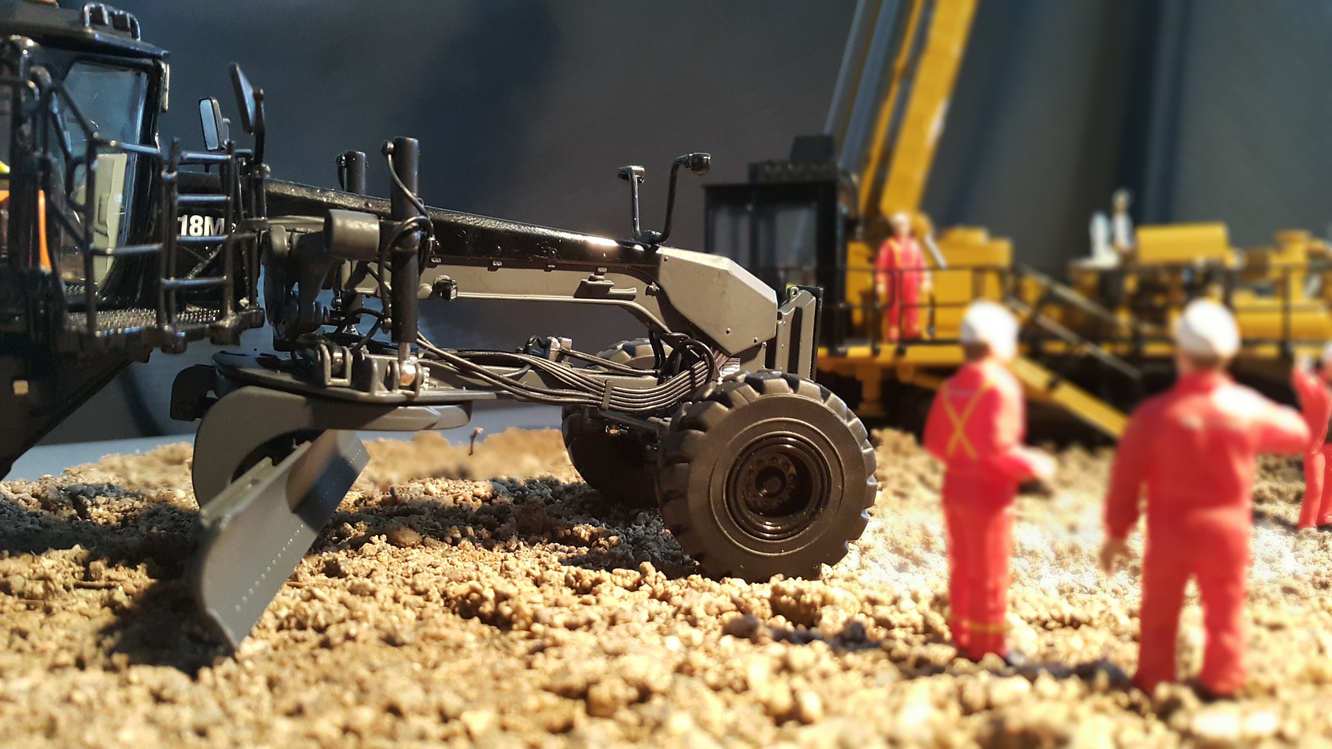 grader-4753620_1920