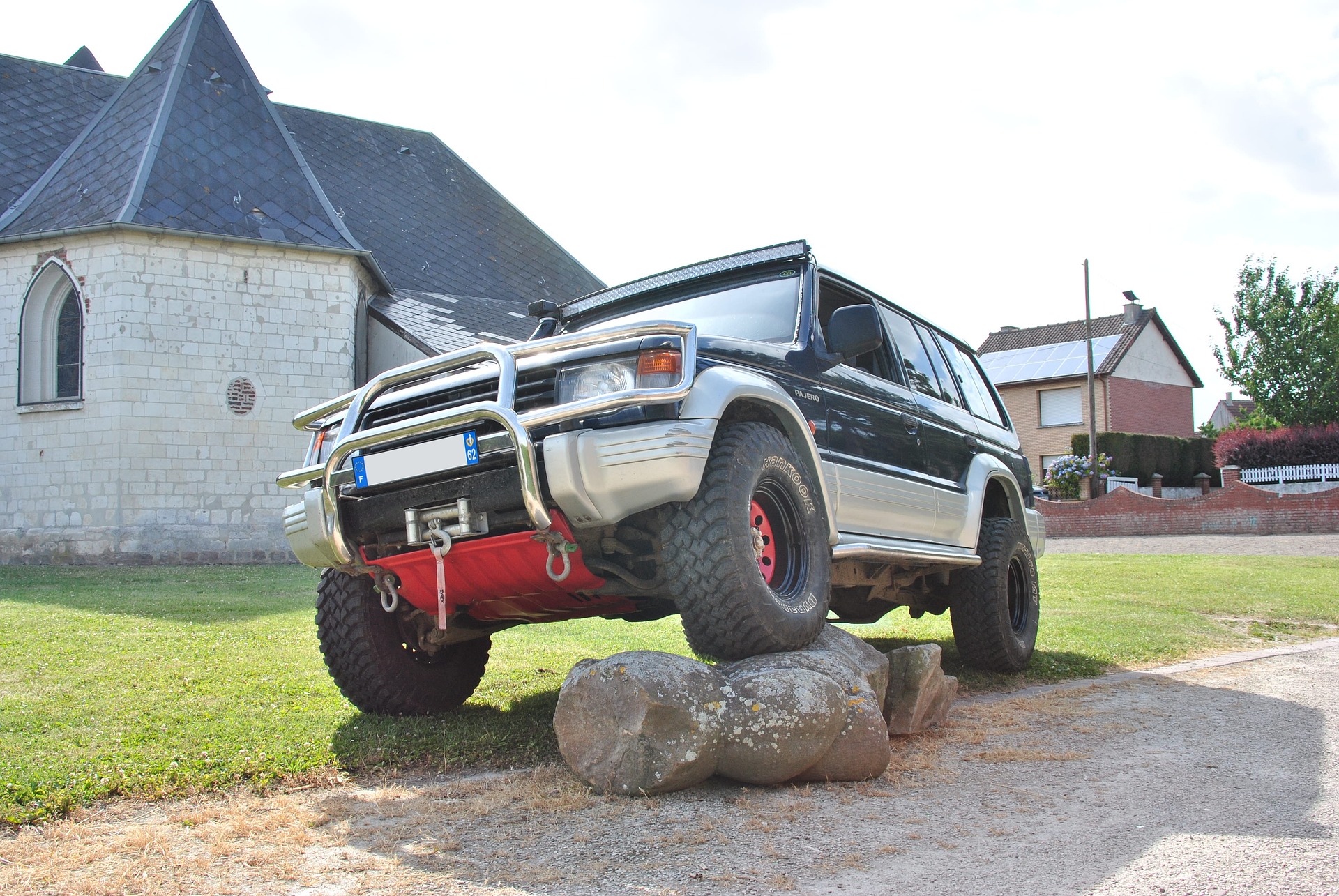 pajero-2432730_1920 (1)