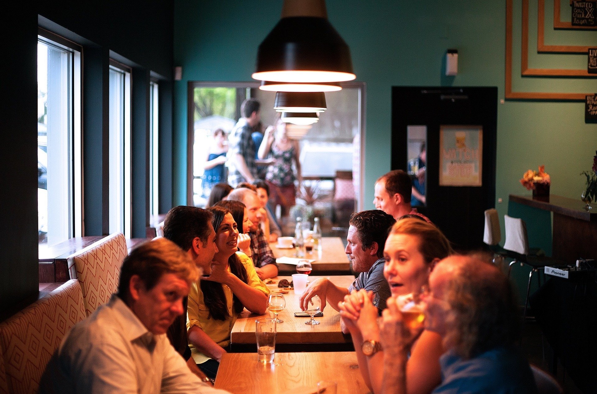 restaurant-g4259a43e3_1920