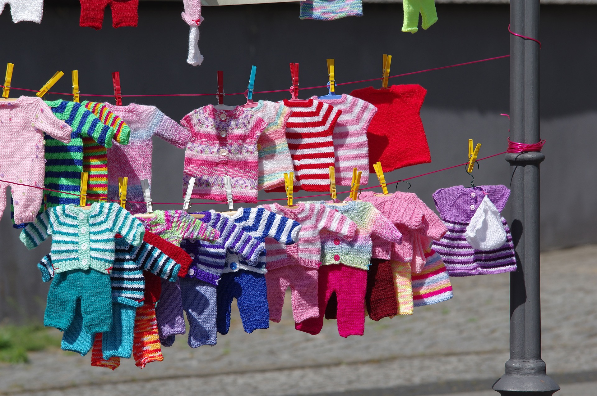 clothing-g085d20e57_1920