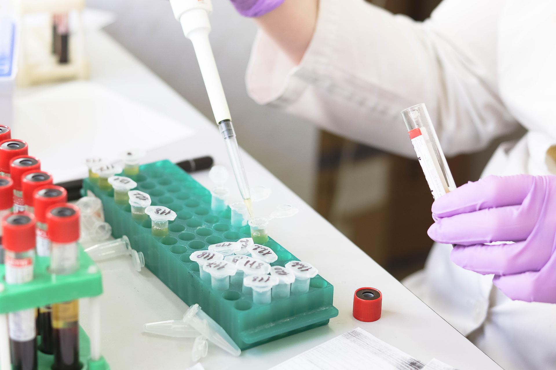 laboratory-3827738_1920 (1)
