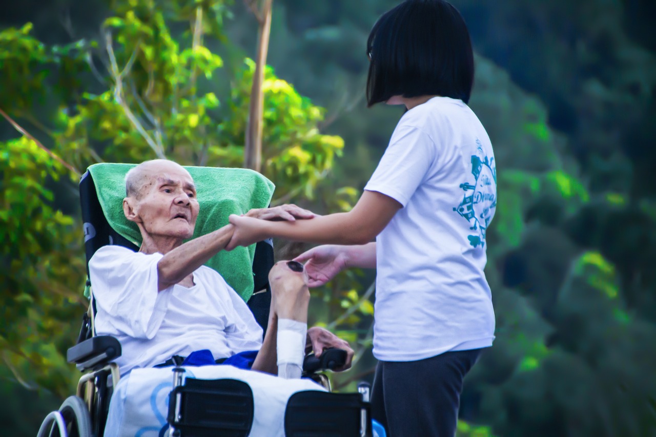hospice-1902144_1280
