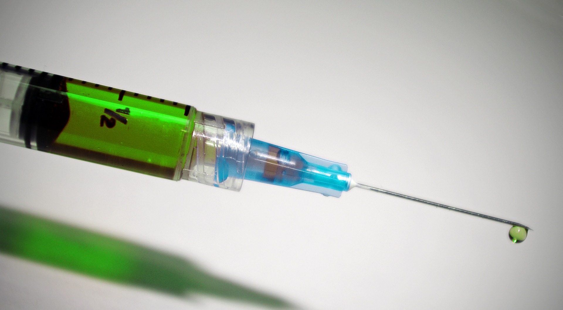syringe-417786_1920 (2)