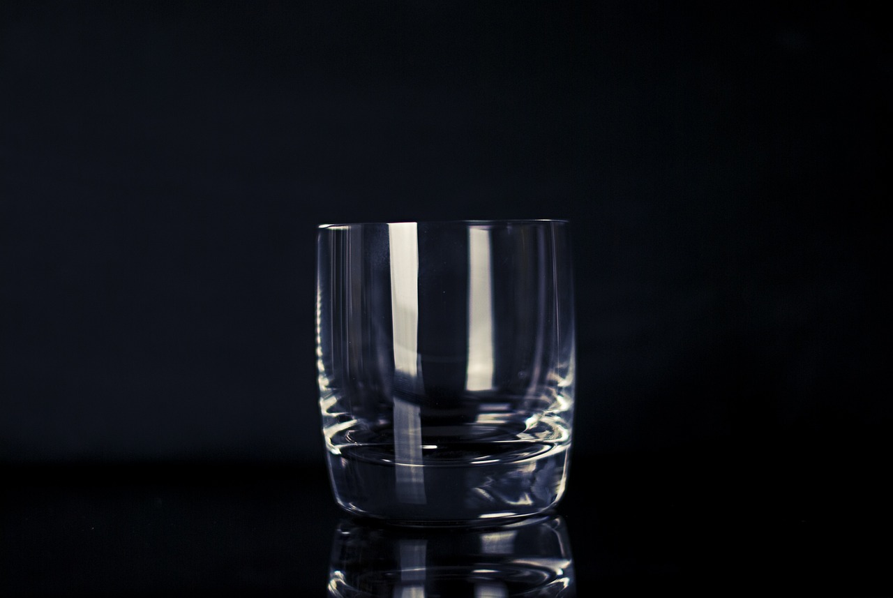 glass-933257_1280