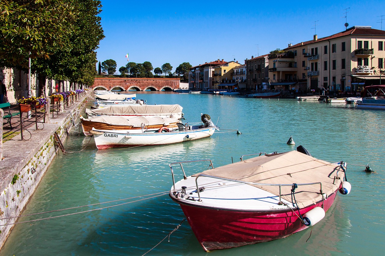 boat-4344483_1280 (1)