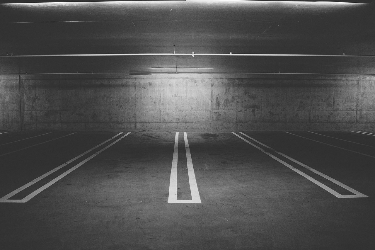 parking-deck-438415_1280