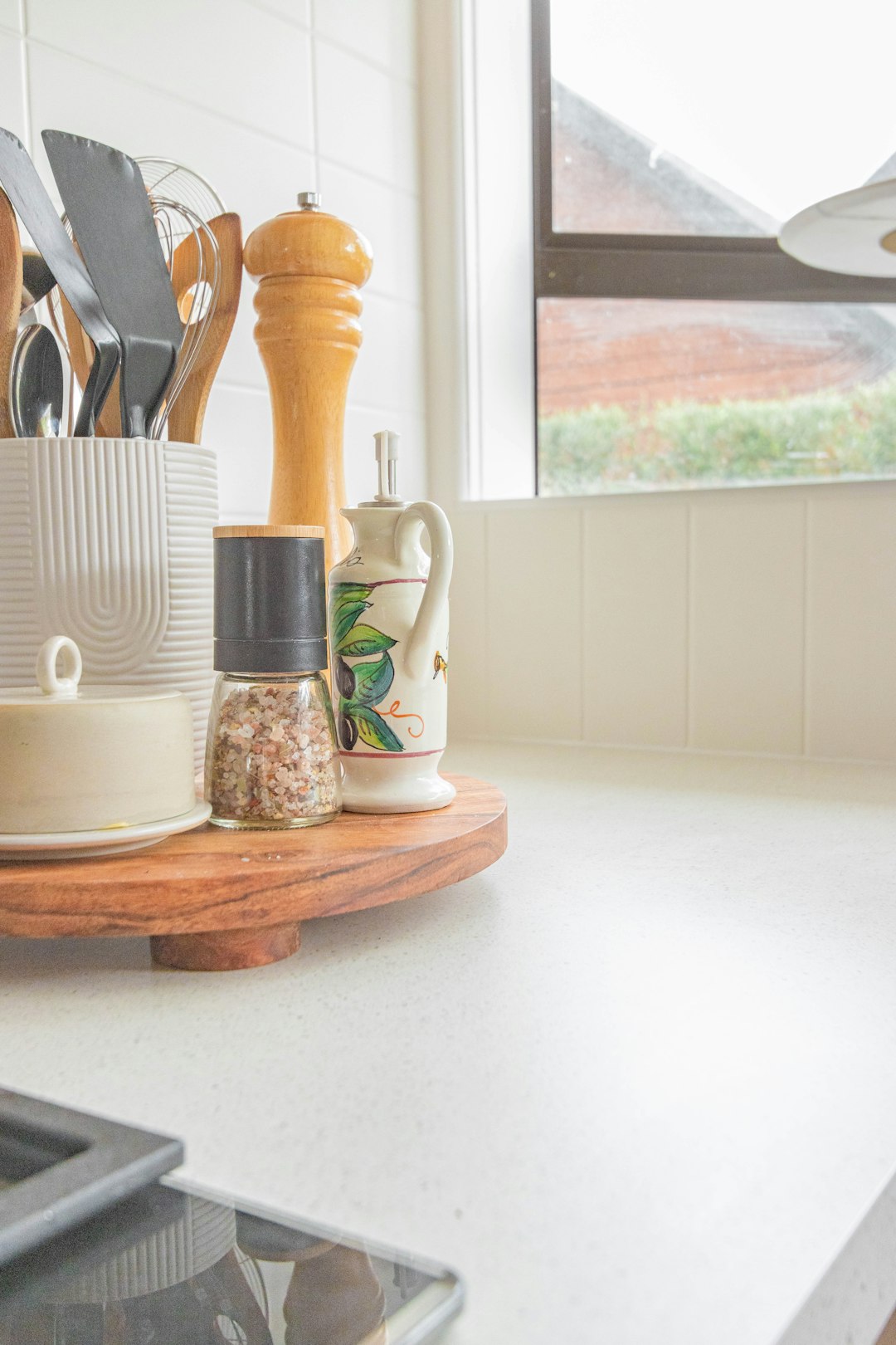 brown wooden rolling pin on brown wooden chopping board